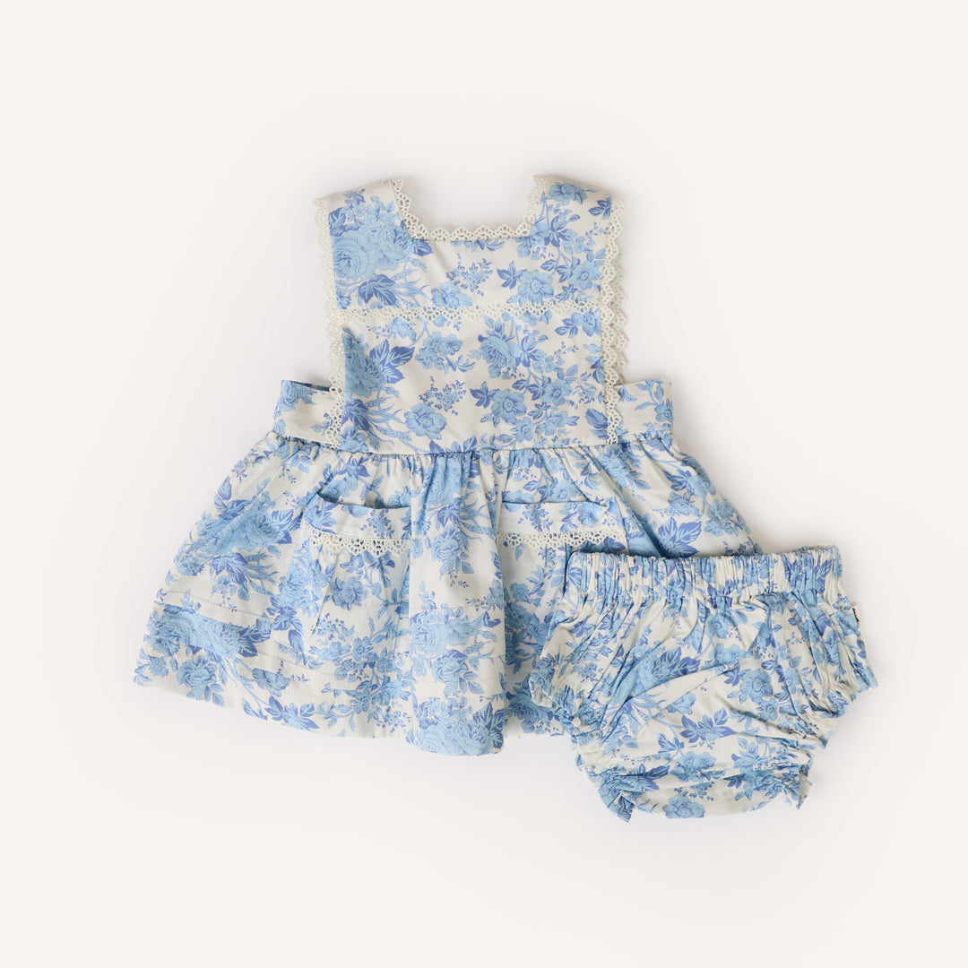 Avis Bib Set