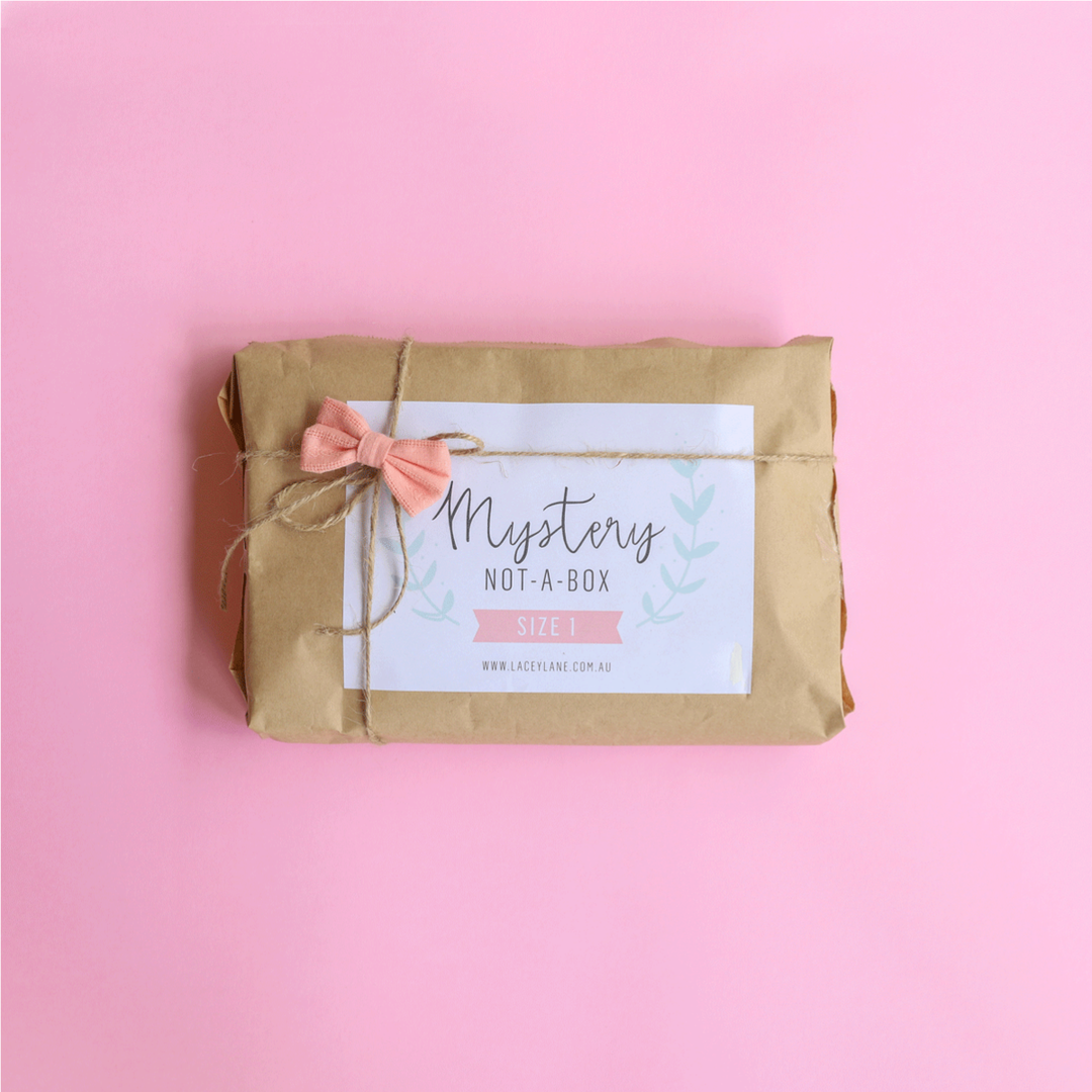 Mystery Rosa Pinny Set