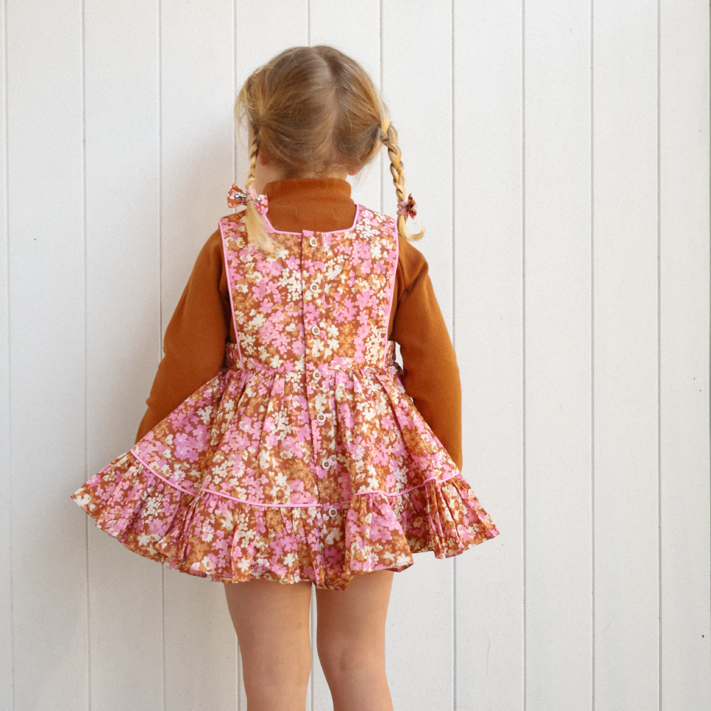 Navarlya Pinny Set