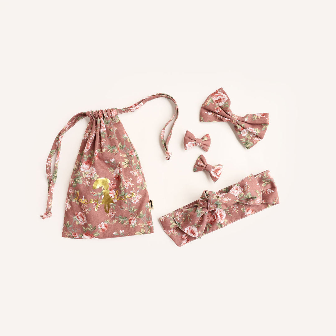 Roseanne Accessory Kit