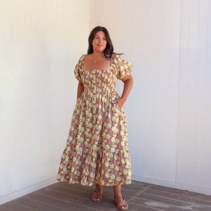 Aubree Sunday Mum Dress